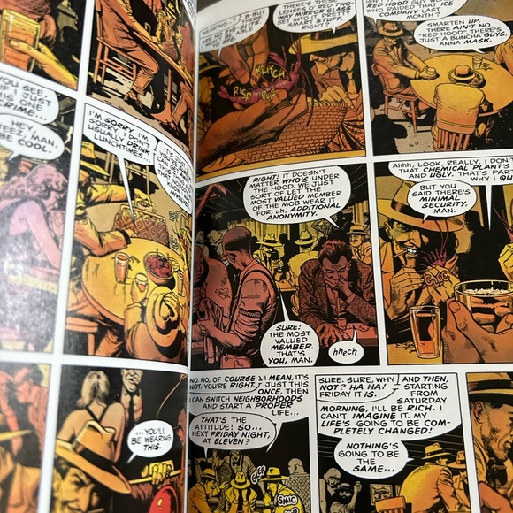 VINTAGE - BATMAN - The Killing Joke - 1988 - White Pages - Beautiful Graphics - Picture 5 of 6